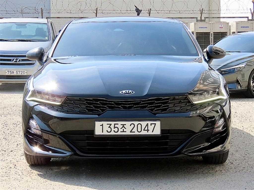 KIA K5 2021 Negro - Importación desde Corea - HF Imports Iquique - Foto 1