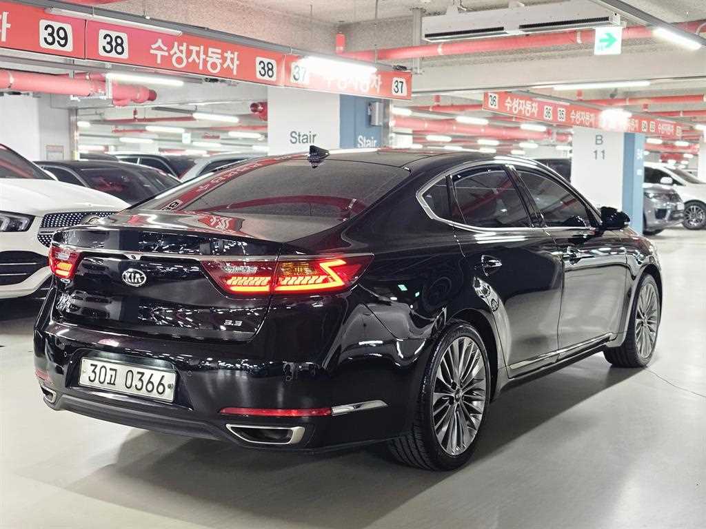 KIA K7 - Vista 3