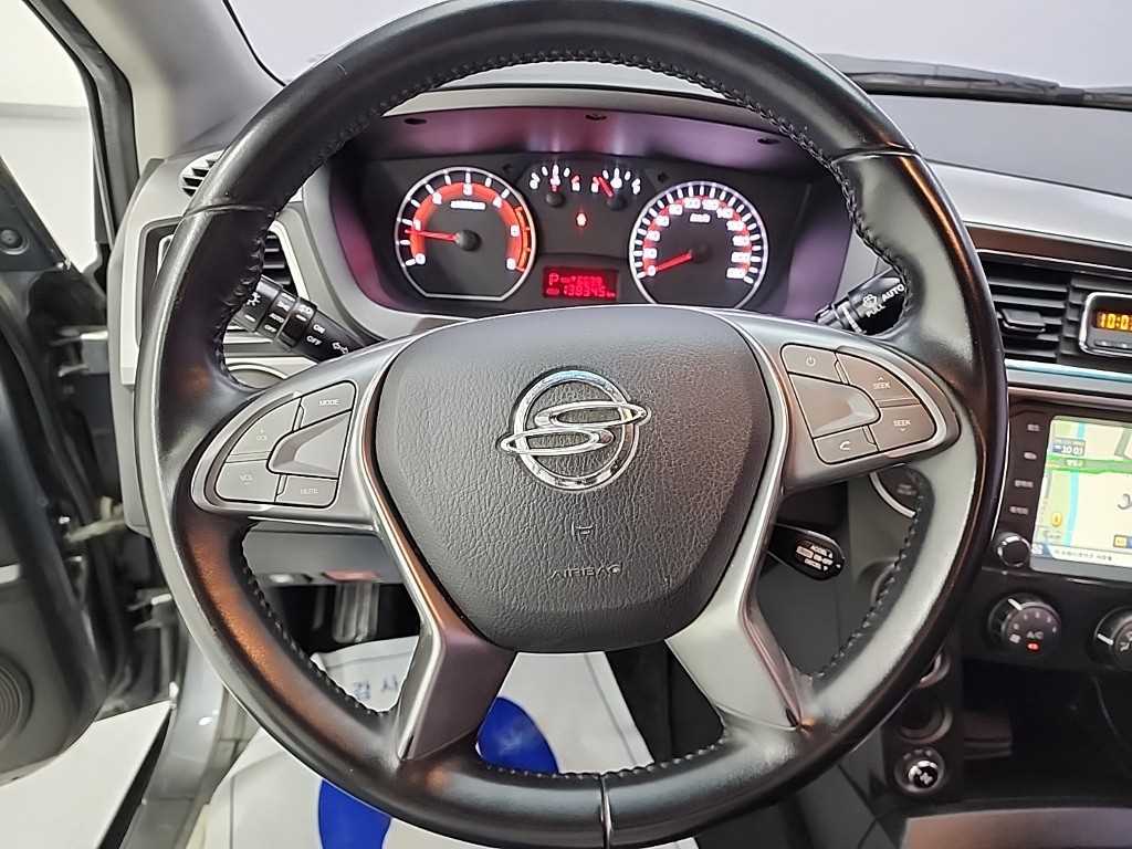 Ssangyong Korando - Vista 9