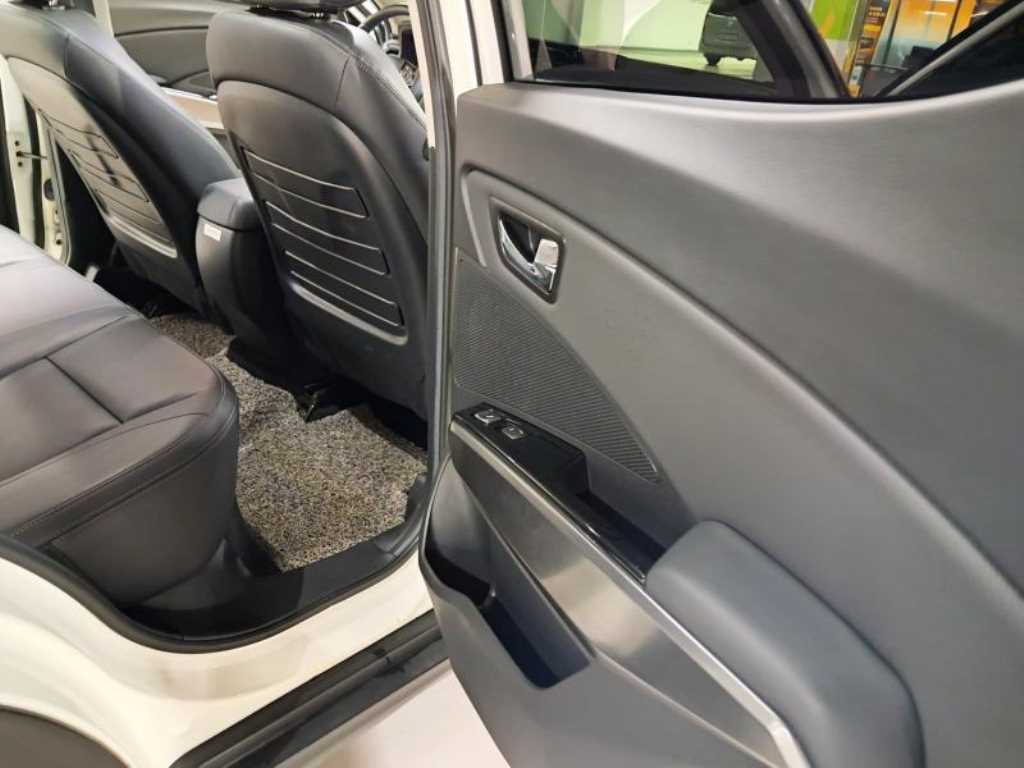 Ssangyong Tivoli 2023 - Importación desde Corea - HF Imports Iquique - Foto 19