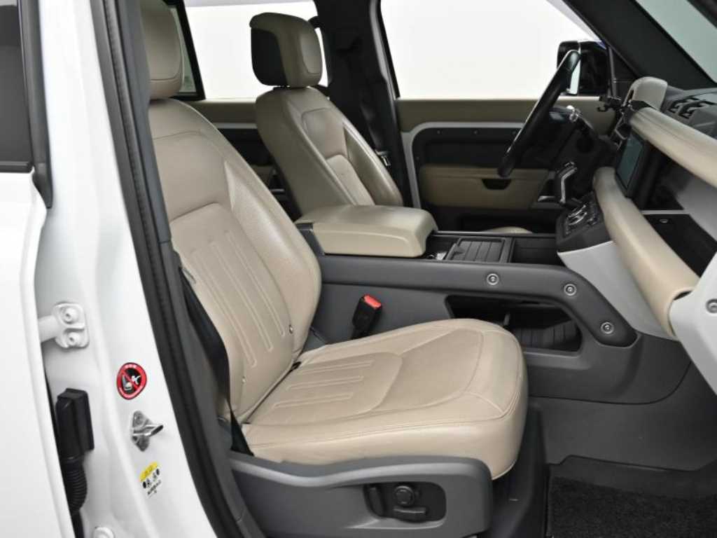 Land Rover Defender - Vista 10