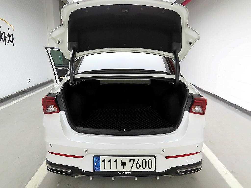 KIA K5 - Vista 5