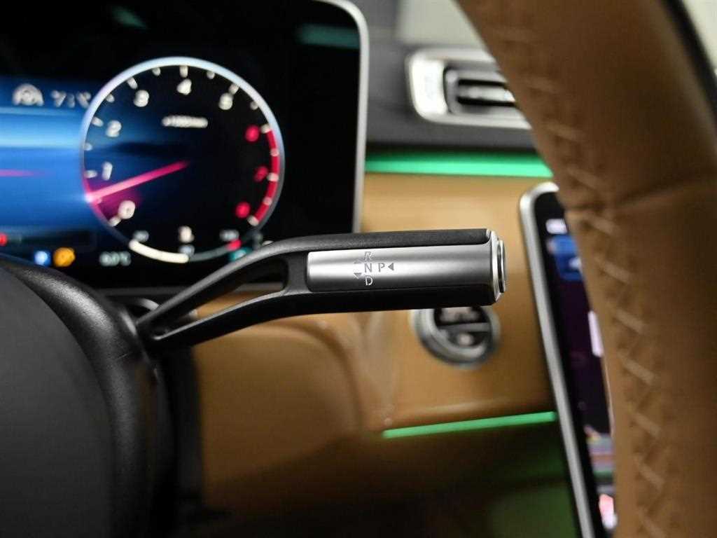 Mercedes Benz S Class - Vista 9