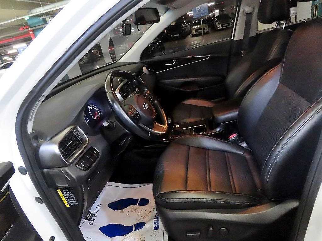 KIA Sorento - Vista 6