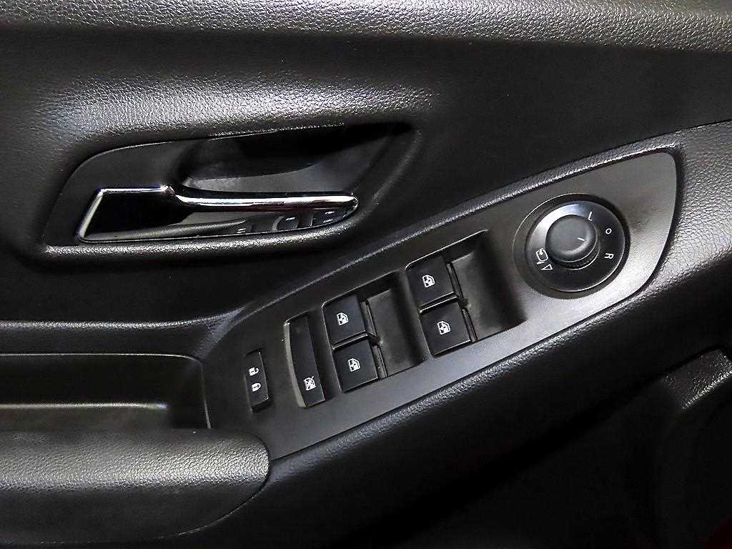 Chevrolet Trax 2018 Rojo - Importación desde Corea - HF Imports Iquique - Foto 13