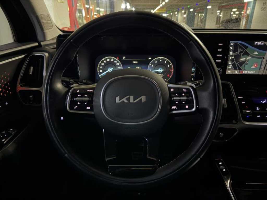 KIA Sorento - Vista 8