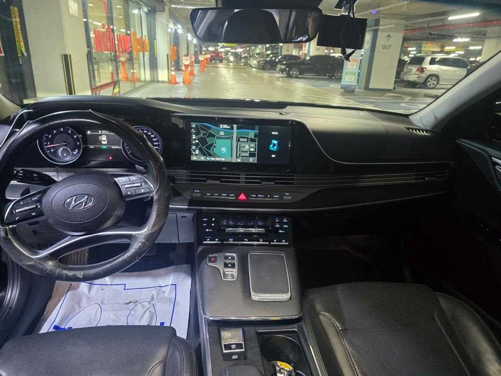 HYUNDAI Grandeur - Vista 8