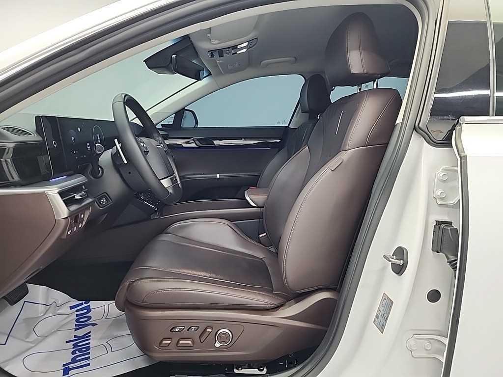 HYUNDAI Grandeur - Vista 11