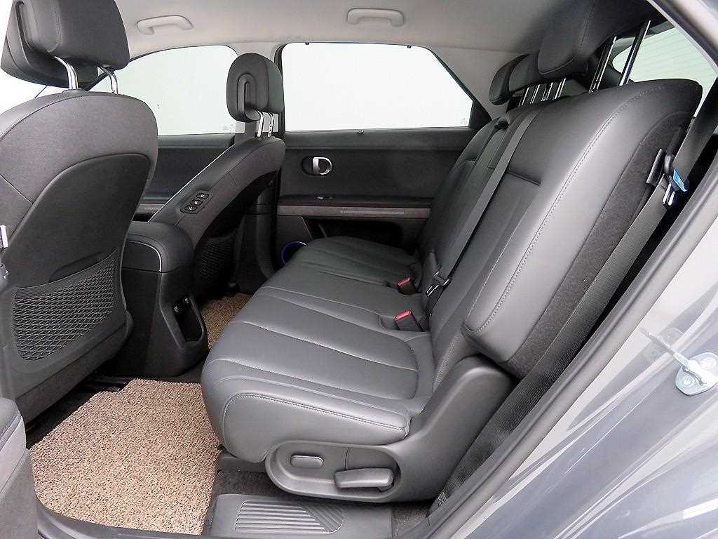 HYUNDAI Ioniq 5 - Vista 8