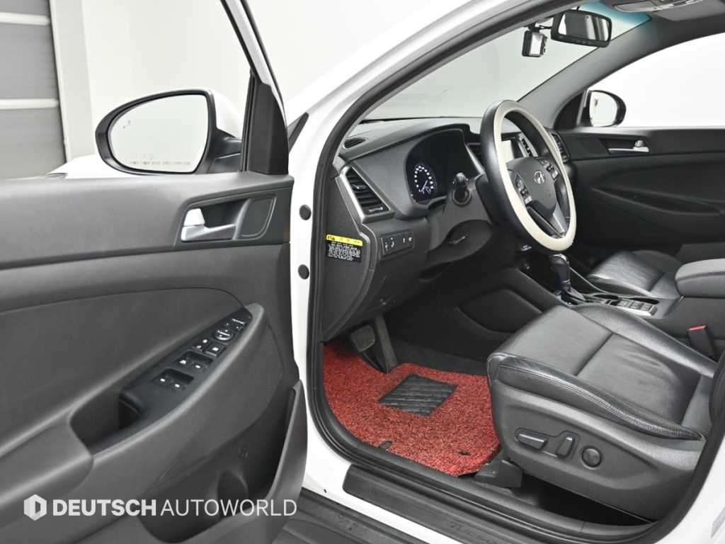 HYUNDAI Tucson - Vista 11