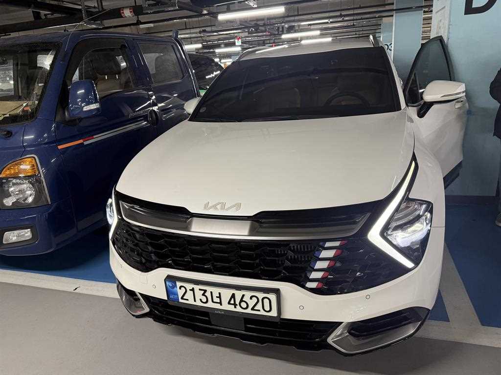 KIA Sportage 2022 Blanco - Importación desde Corea - HF Imports Iquique - Foto 1