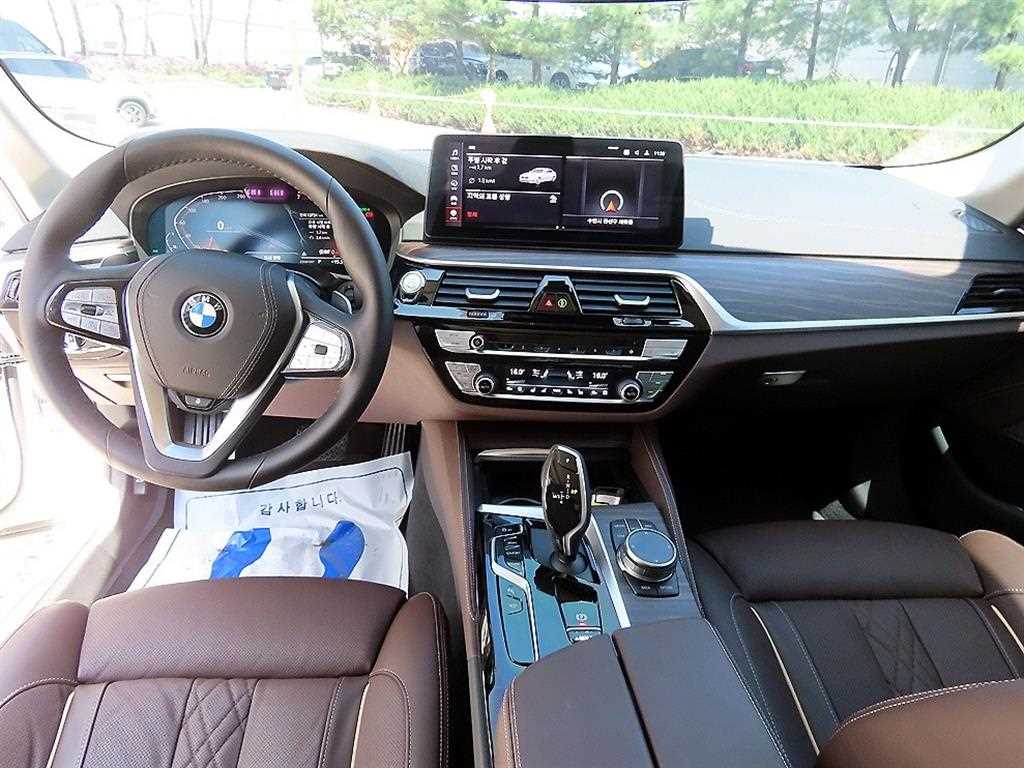 BMW 5 Series - Vista 7