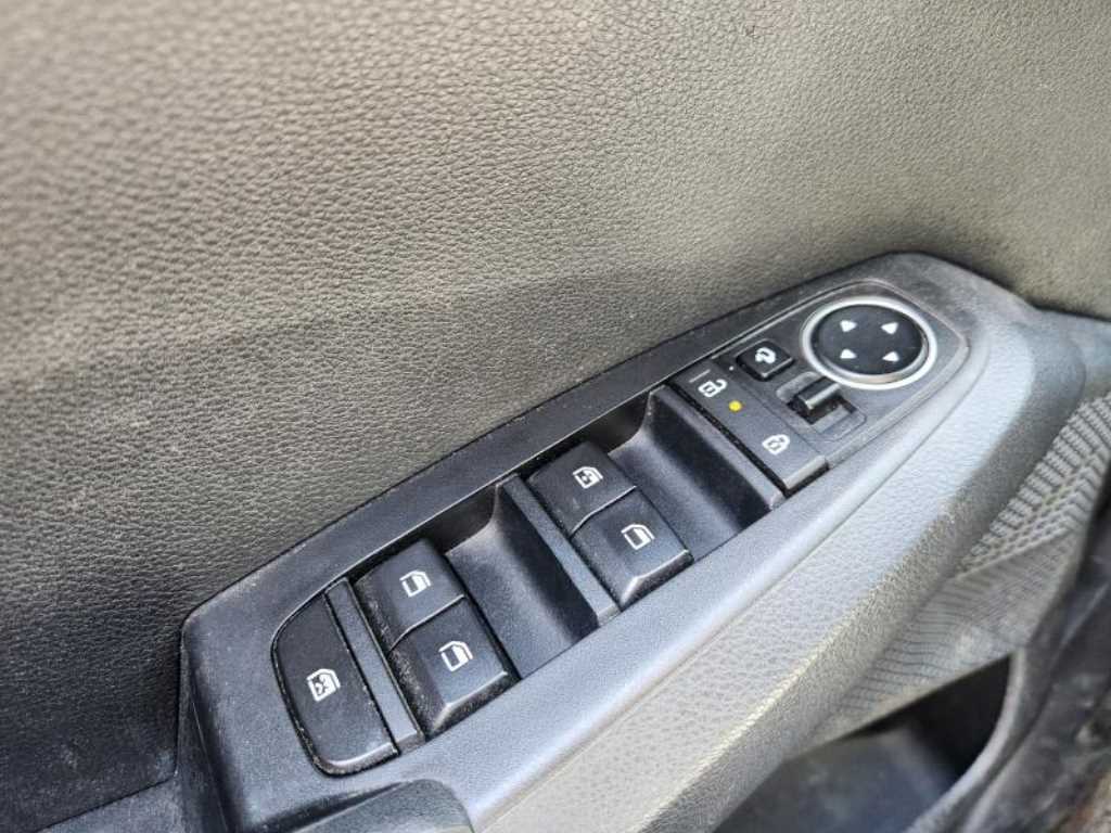 KIA Seltos 2023 Blanco - Importación desde Corea - HF Imports Iquique - Foto 13