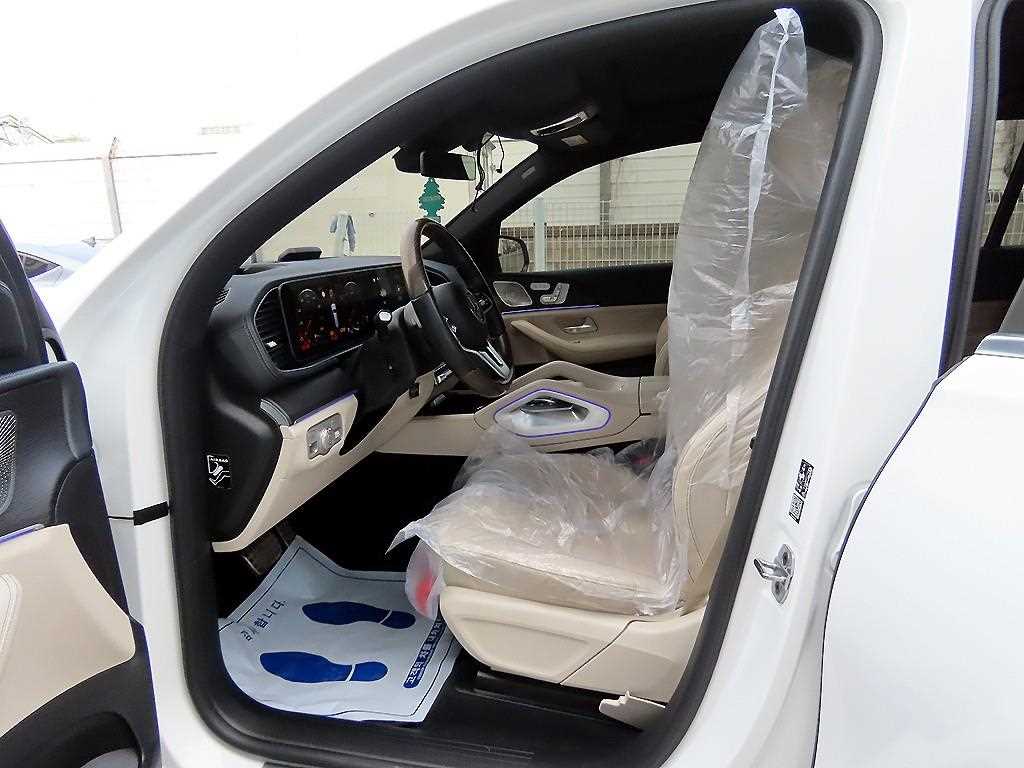 Mercedes Benz GLS Class - Vista 5