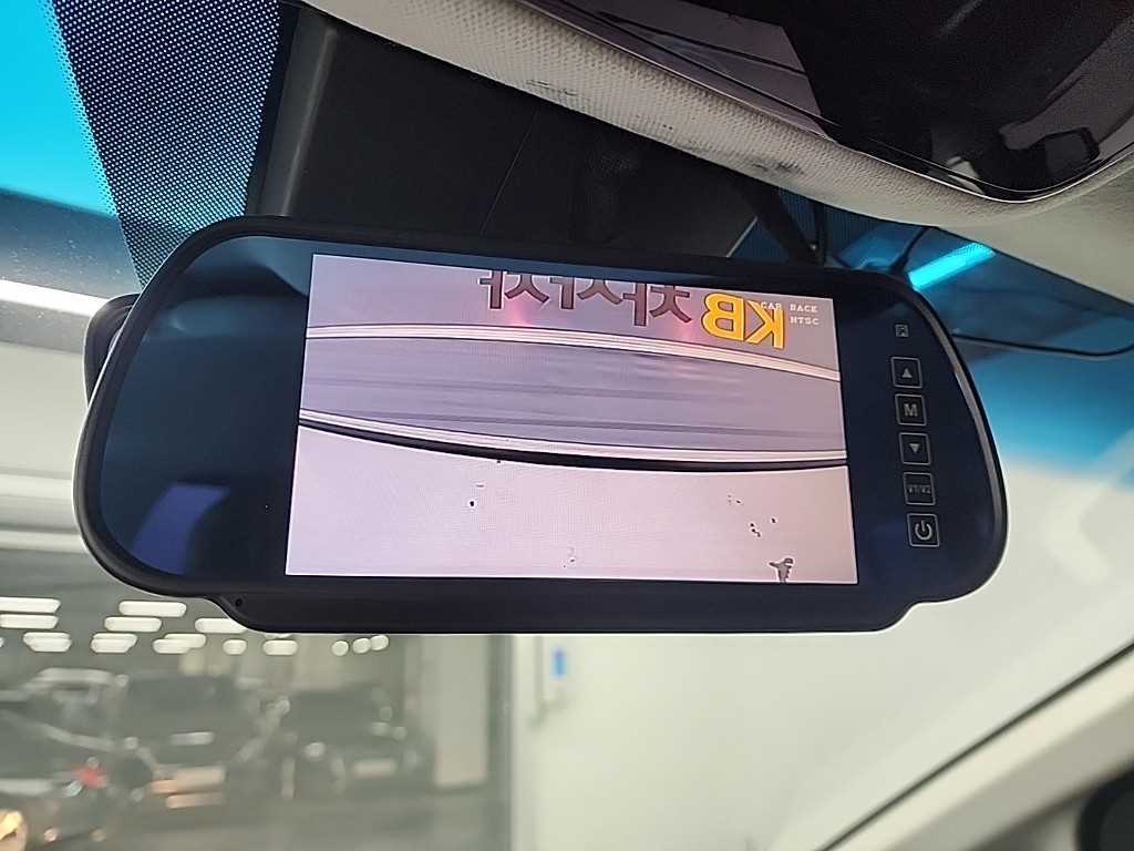 HYUNDAI Staria 2022 Negro - Importación desde Corea - HF Imports Iquique - Foto 13
