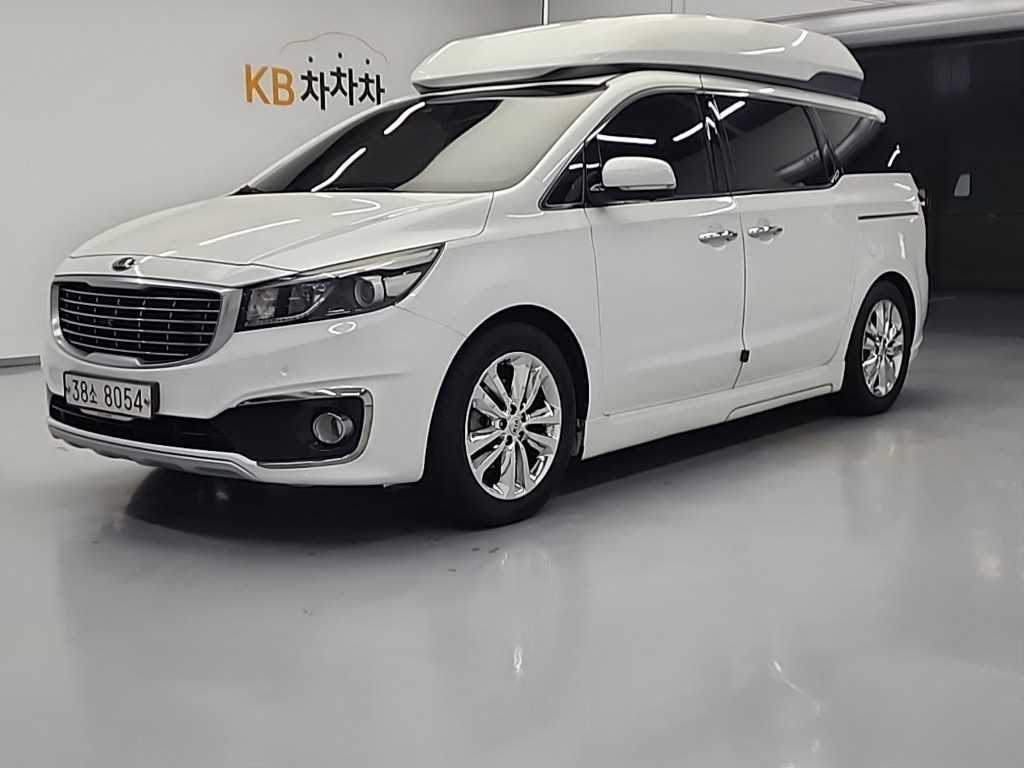 KIA Carnival 2016 Blanco - Importación desde Corea - HF Imports Iquique - Foto 1