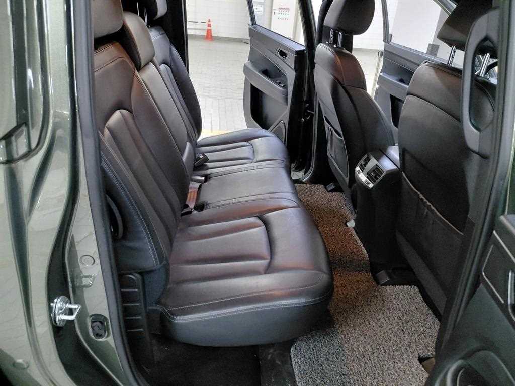 Ssangyong Rexton 2022 Verde - Importación desde Corea - HF Imports Iquique - Foto 14