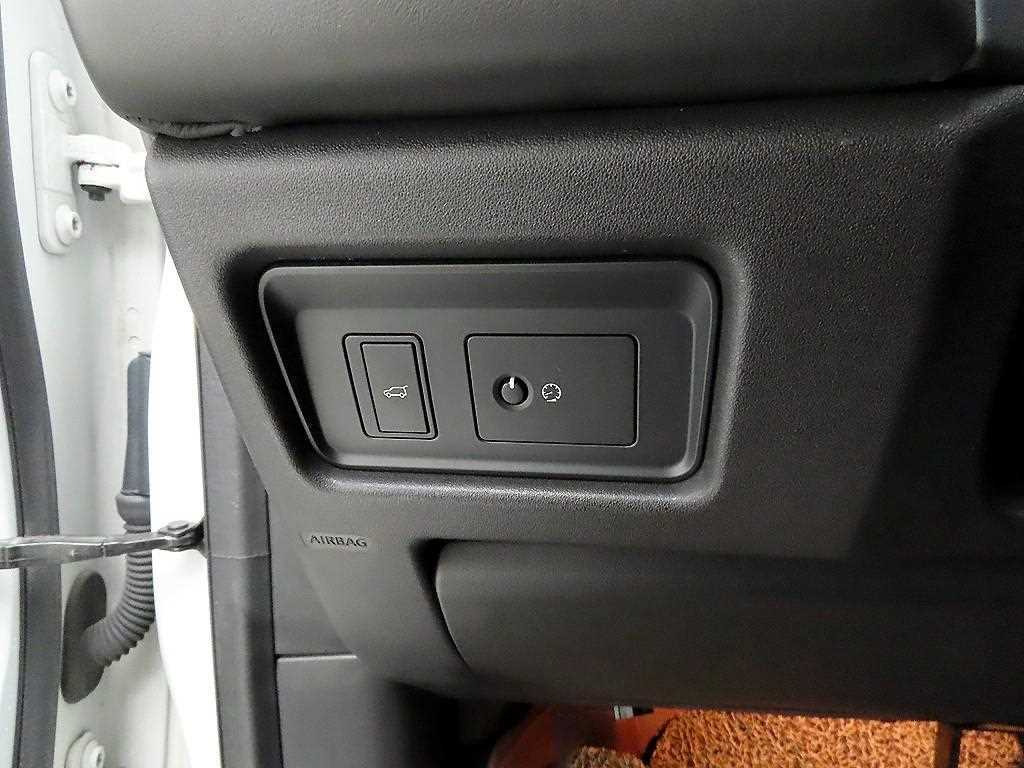 Land Rover Discovery Sports - Vista 12