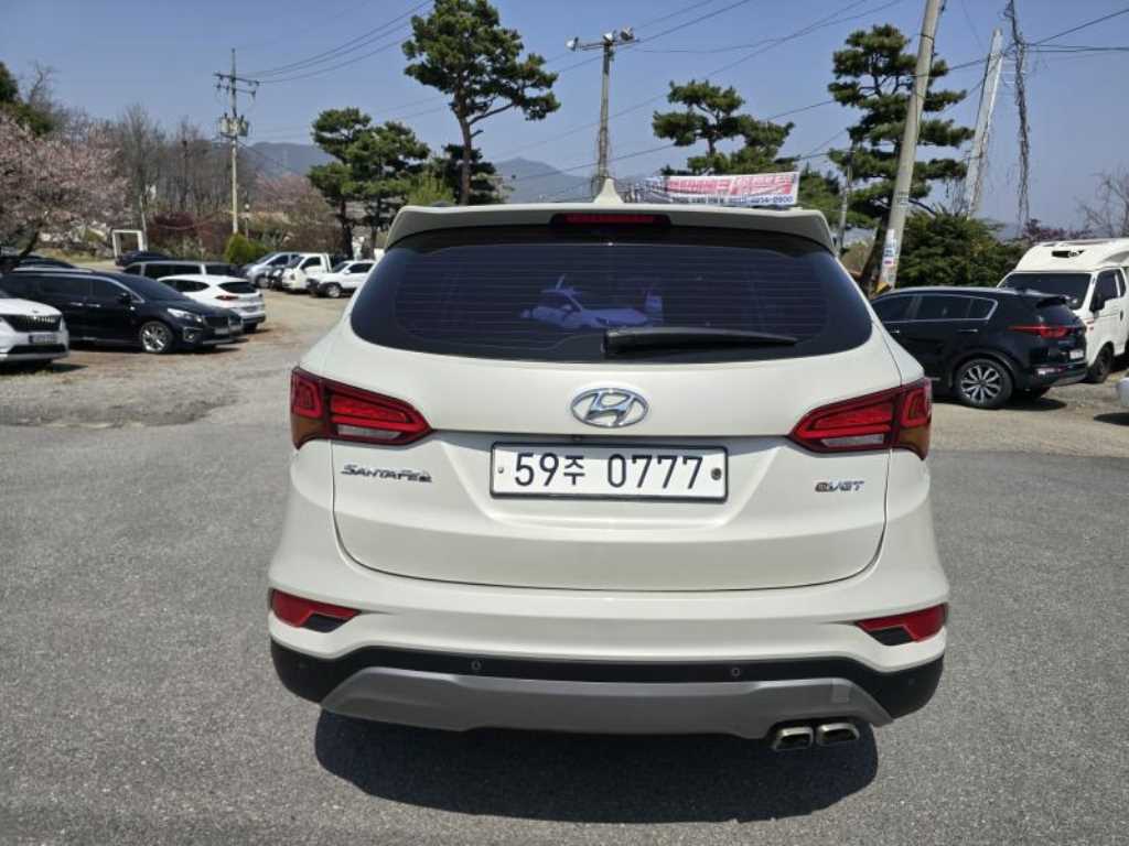 HYUNDAI Santa Fe - Vista 4
