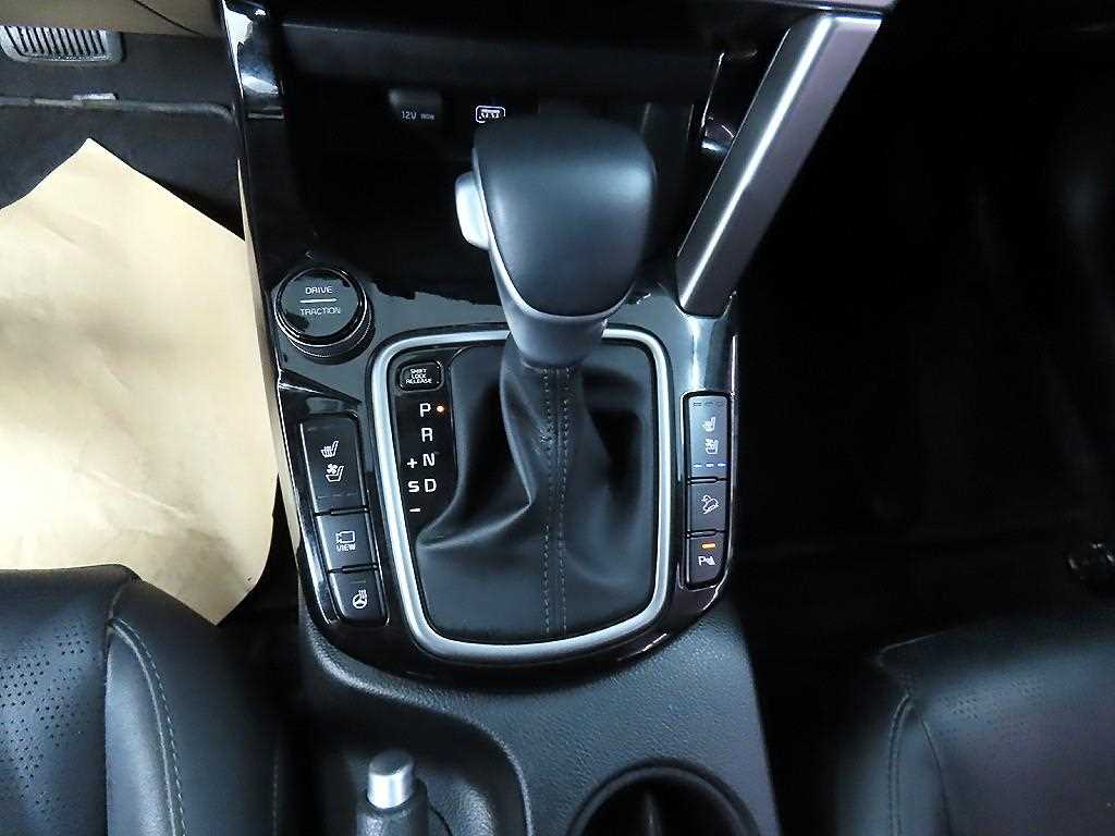 KIA Seltos - Vista 10