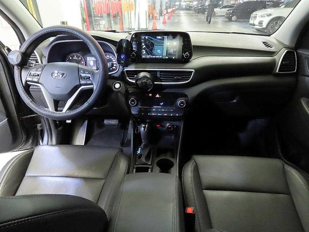 HYUNDAI Tucson - Vista 10