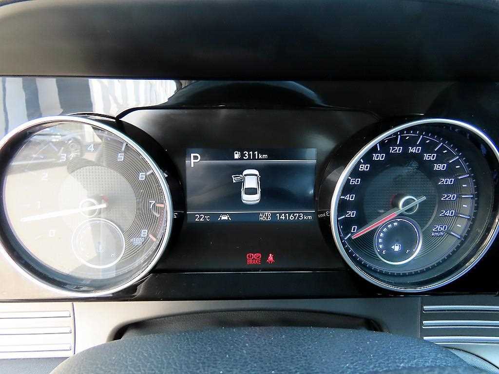 HYUNDAI Grandeur - Vista 9