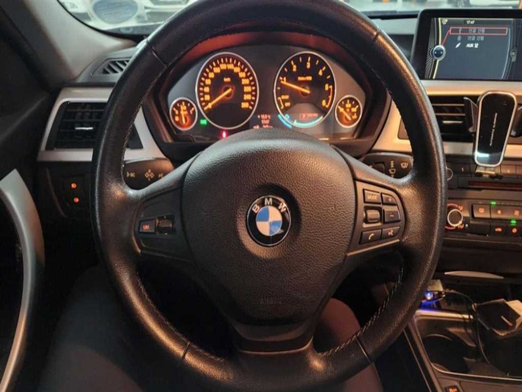 BMW 3 series - Vista 12