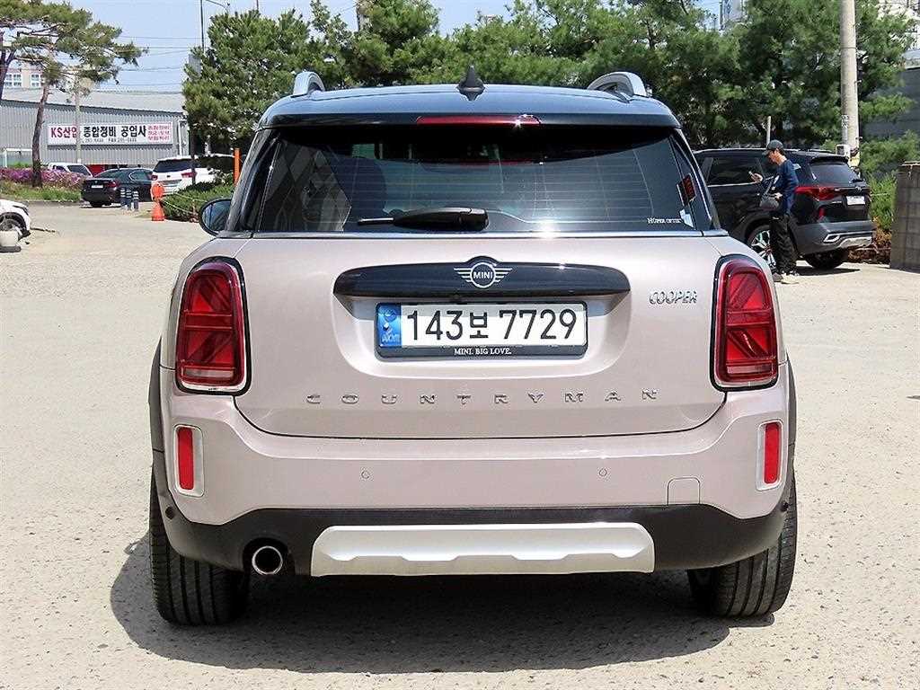 Mini Countryman - Vista 4