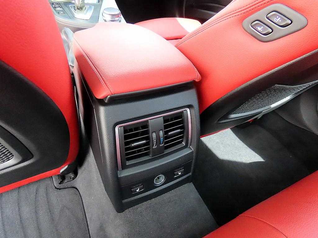 BMW 3 series 2018 Blanco - Importación desde Corea - HF Imports Iquique - Foto 17