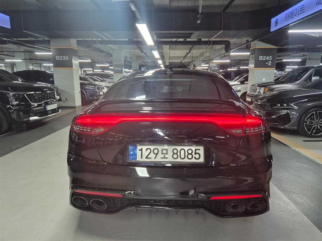 KIA Stinger - Vista 3