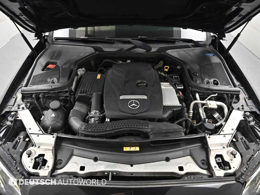 Mercedes Benz E class - Vista 6