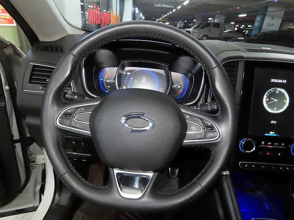 SAMSUNG QM6 - Vista 8