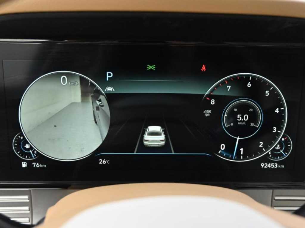 HYUNDAI Grandeur - Vista 8