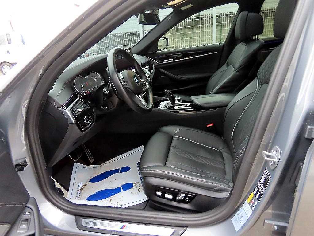 BMW 5 Series - Vista 5