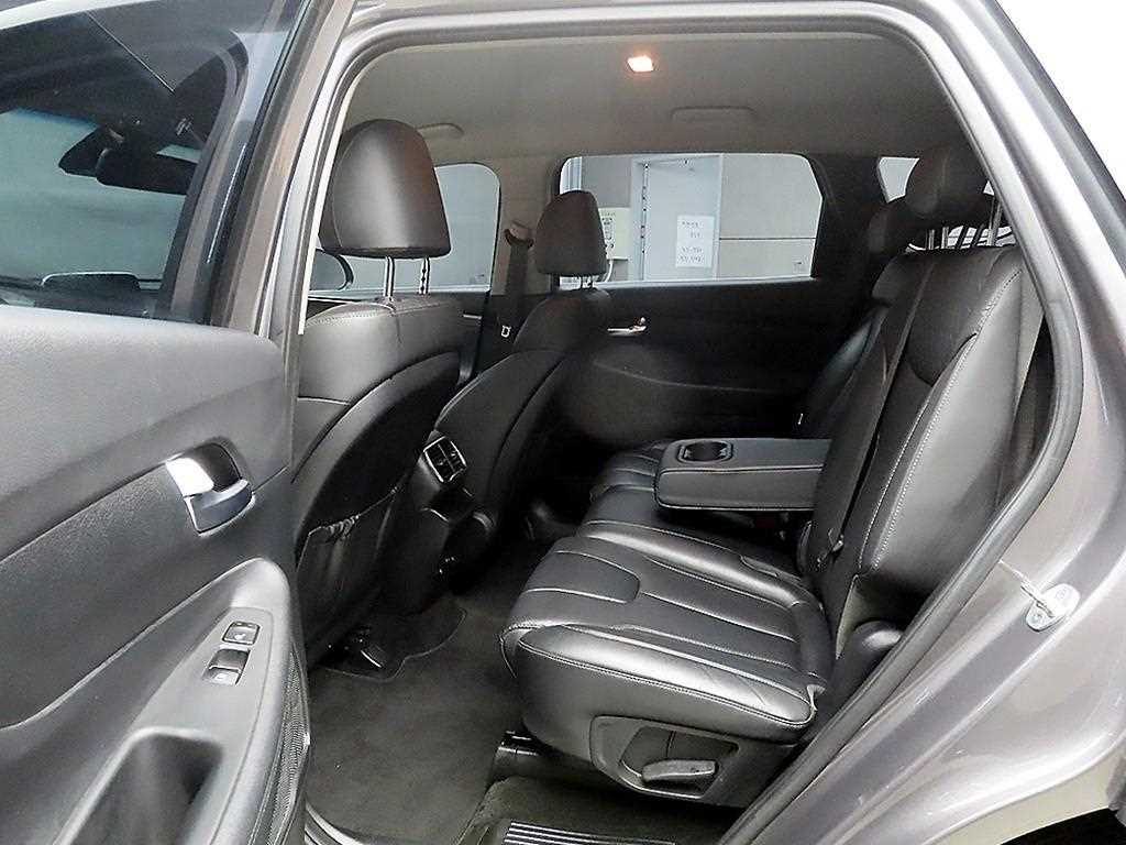 HYUNDAI Santa Fe - Vista 6