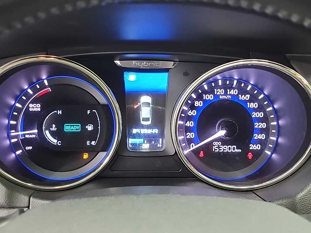 HYUNDAI Sonata - Vista 6