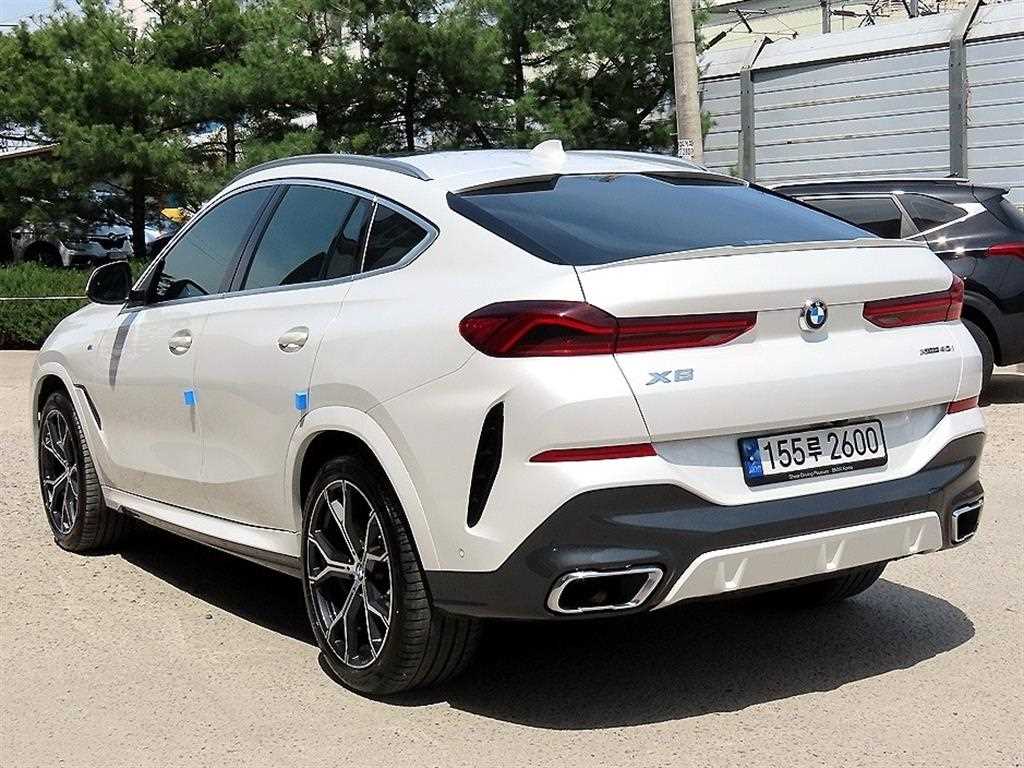 BMW X6 - Vista 3