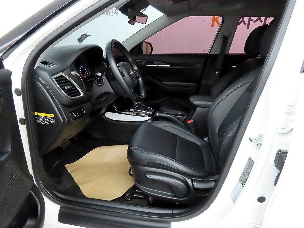 KIA Seltos - Vista 5