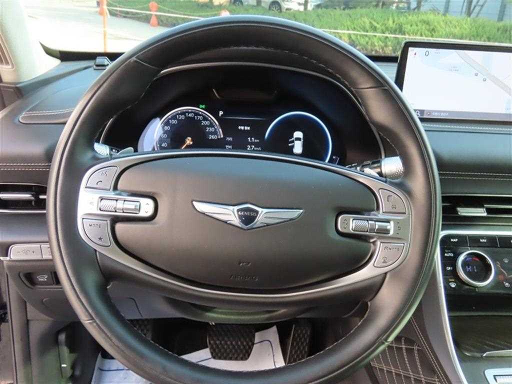 Genesis GV80 - Vista 11