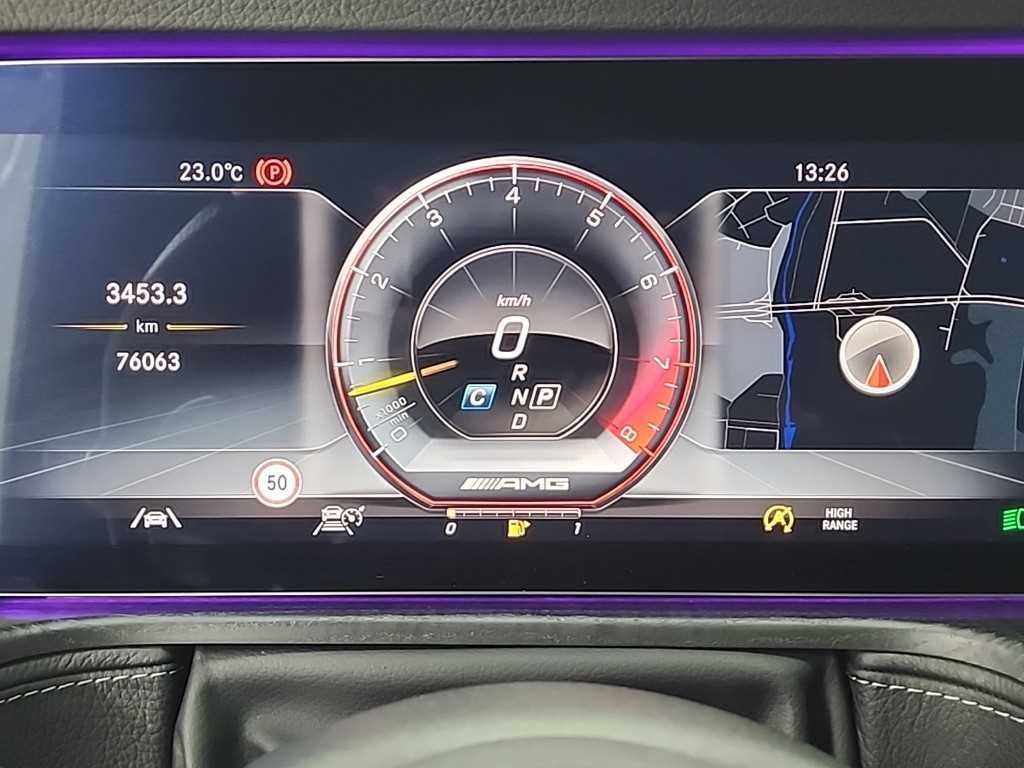 Mercedes Benz G Class (G Wagen) - Vista 6