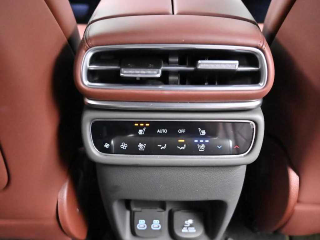 Genesis GV80 2024 Azul - Importación desde Corea - HF Imports Iquique - Foto 16