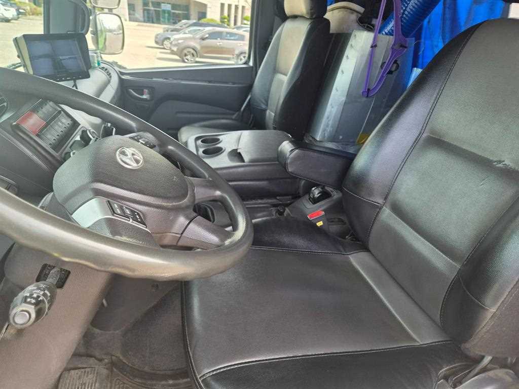 medium and large cargo Special - Vista 10