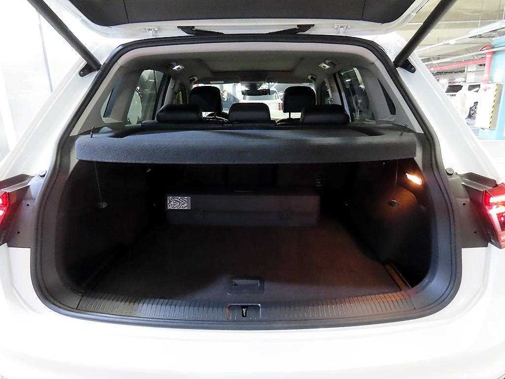 Volkswagen Tiguan 2020 Blanco - Importación desde Corea - HF Imports Iquique - Foto 16