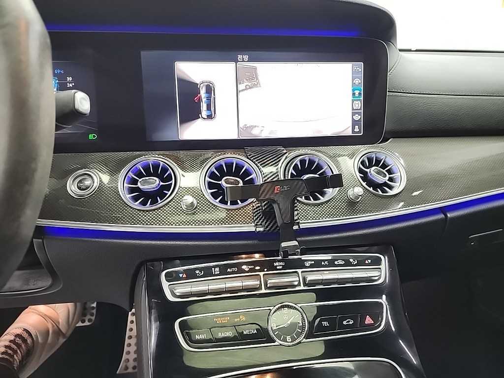Mercedes Benz E class - Vista 10