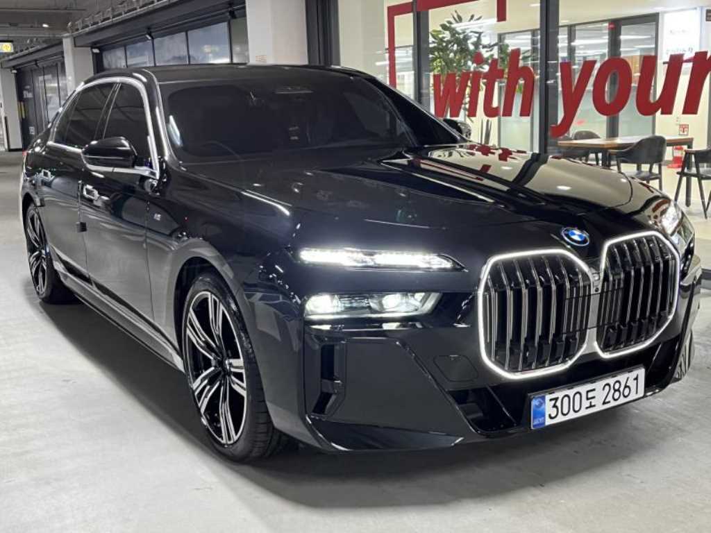 BMW 7 Series 2025 Negro - Importación desde Corea - HF Imports Iquique - Foto 1