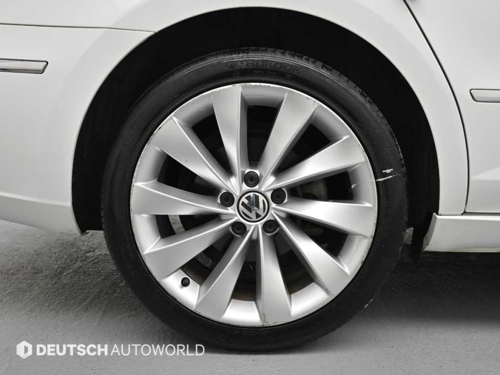 Volkswagen CC - Vista 5