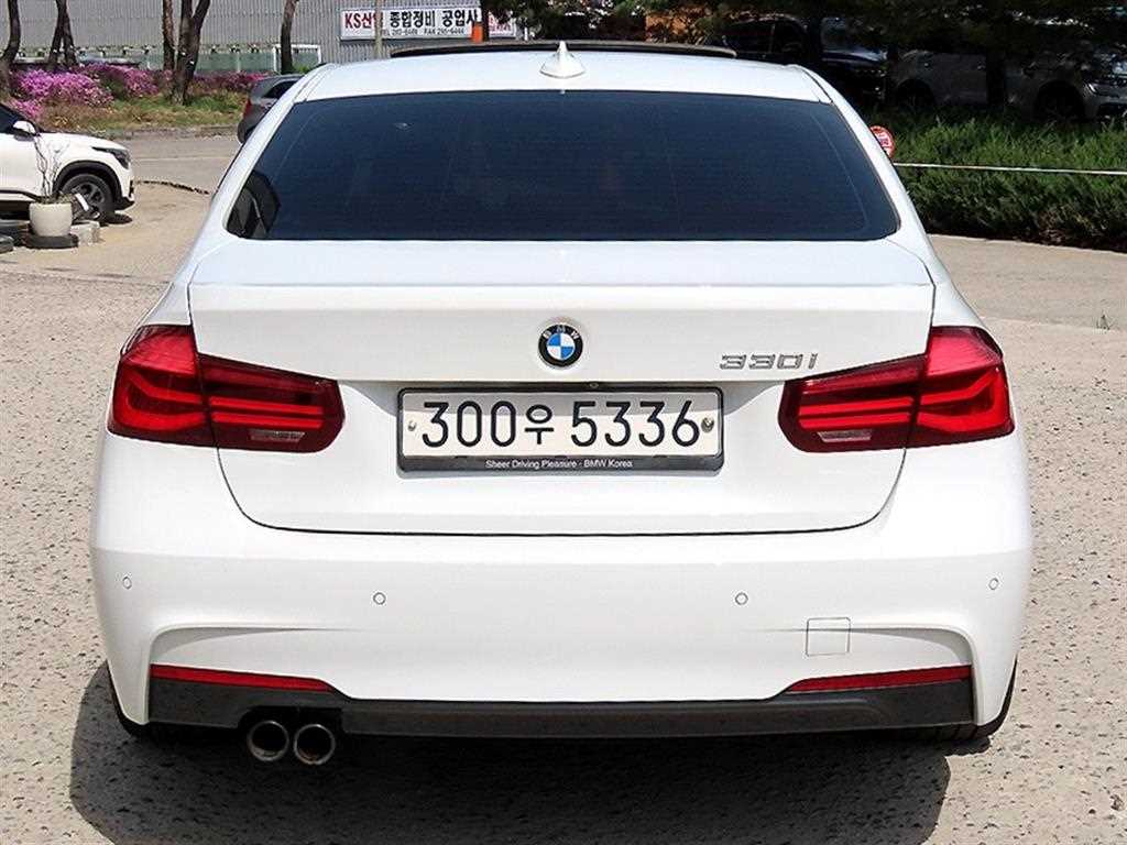 BMW 3 series - Vista 4