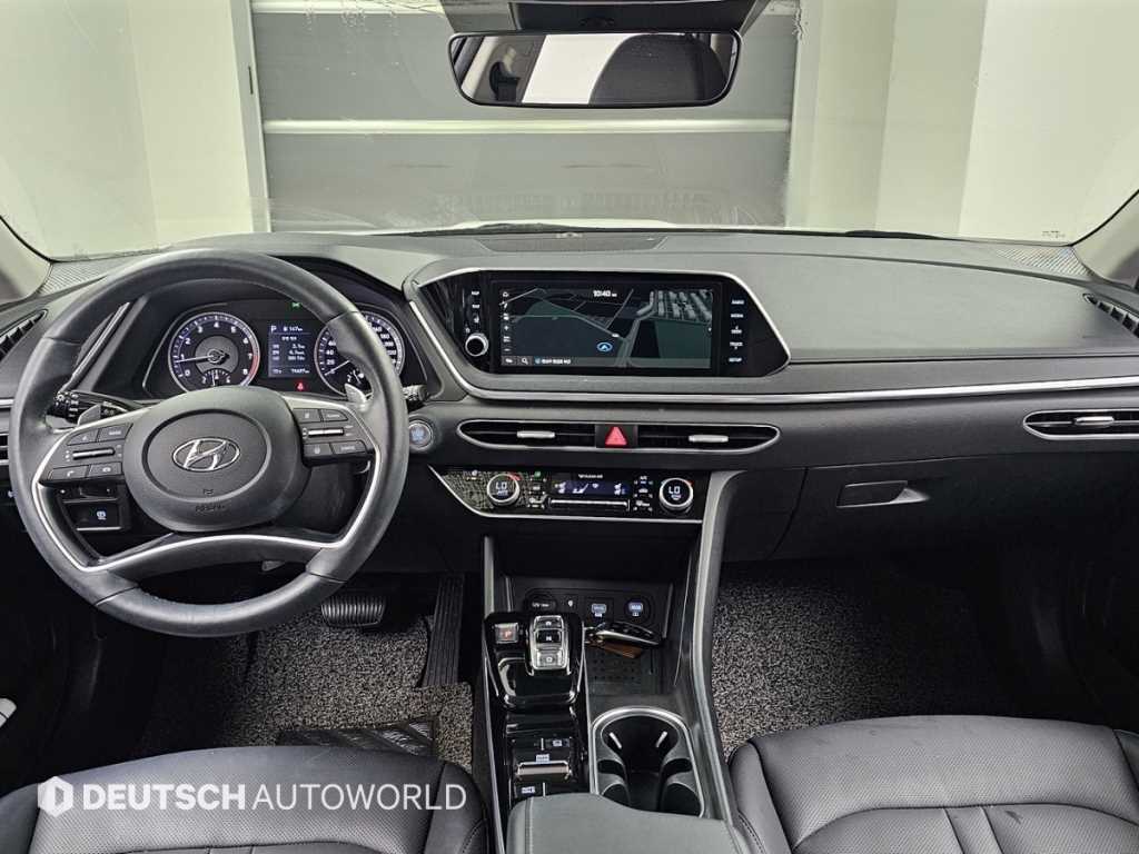 HYUNDAI Sonata - Vista 8