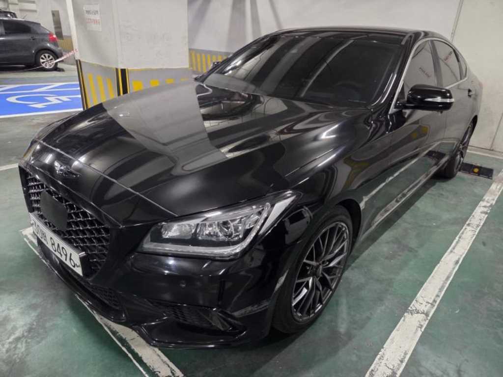 HYUNDAI Genesis - Vista 2