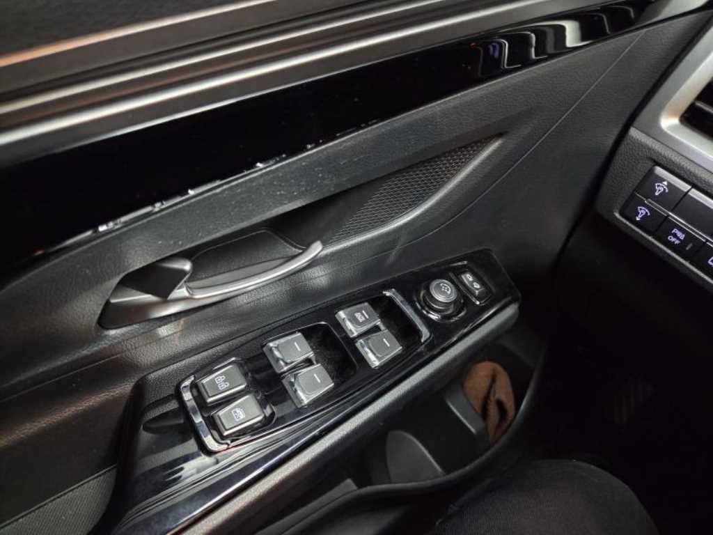 Ssangyong Korando - Vista 9